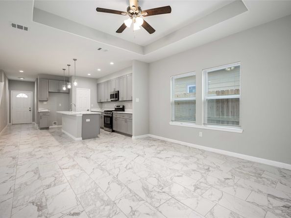 326 Gans Street A, Houston TX 77029