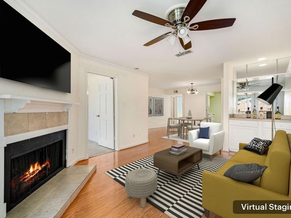18800 Egret Bay Boulevard 207, Houston TX 77058