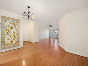 18800 Egret Bay Boulevard 207, Houston TX 77058