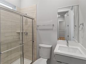 602 Thornton Road D, Houston TX 77018