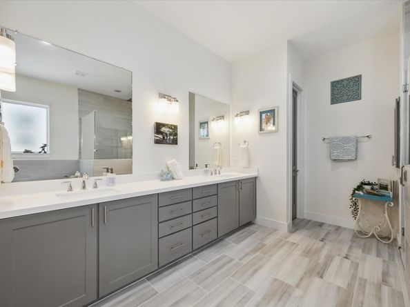 2408 Saint Charles Street, Houston TX 77004