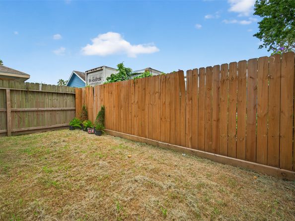 7325 Market, Houston TX 77020