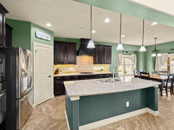 18610 Oden Trace Drive, Tomball TX 77377