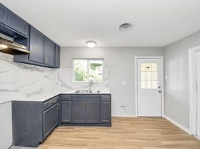 5826 Flamingo Drive, Houston TX 77033