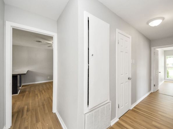 5826 Flamingo Drive, Houston TX 77033
