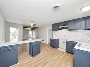 5826 Flamingo Drive, Houston TX 77033