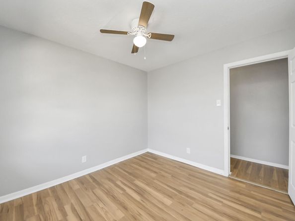 5826 Flamingo Drive, Houston TX 77033