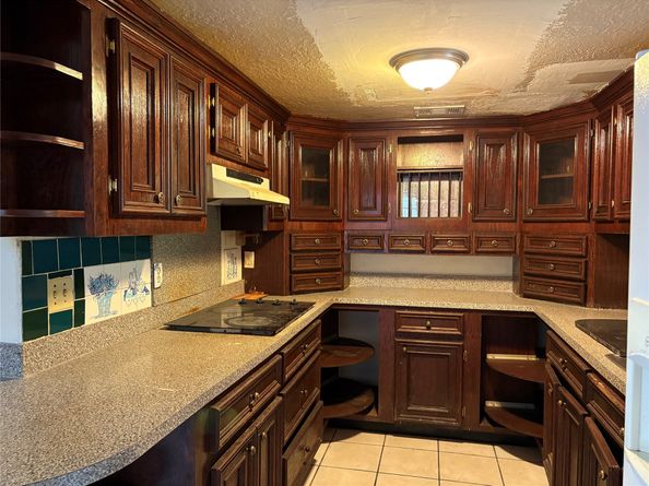 2131 Campbell Road, Houston TX 77080