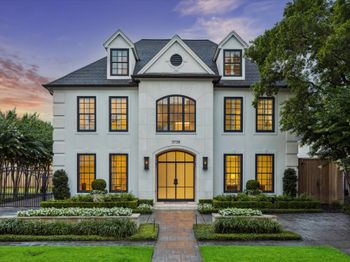 3738 Wickersham Lane