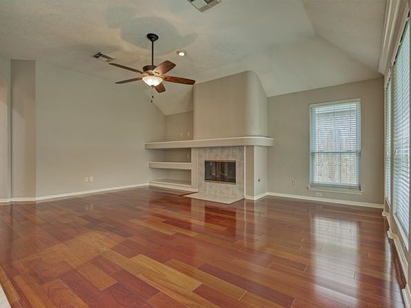 930 Arbor Pine, Tomball TX 77375