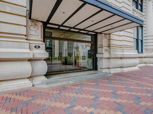 201 Main Street 5D, Houston TX 77002