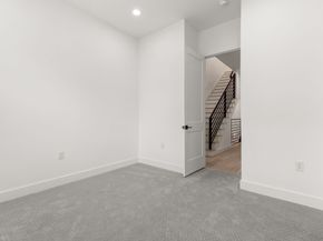 6209 Westcott Street, Houston TX 77007