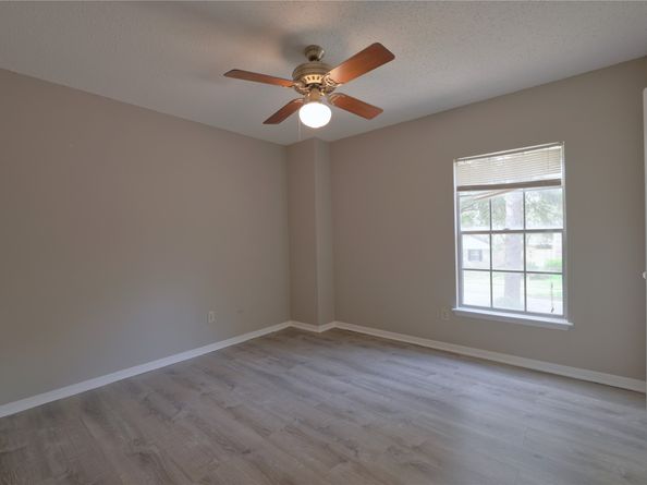 15918 Pinyon Creek Drive, Houston TX 77095