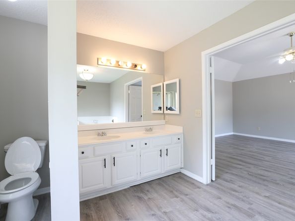 15918 Pinyon Creek Drive, Houston TX 77095