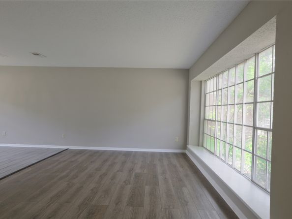 15918 Pinyon Creek Drive, Houston TX 77095