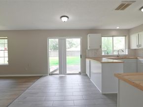 15918 Pinyon Creek Drive, Houston TX 77095