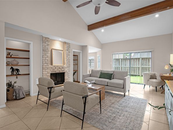 16606 Neumann Drive, Houston TX 77058