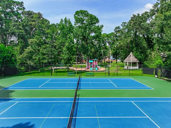 2912 Elm Grove Court, Houston TX 77339