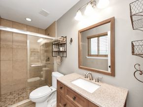 5642 Dumfries Drive, Houston TX 77096