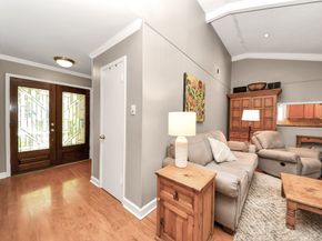 5642 Dumfries Drive, Houston TX 77096