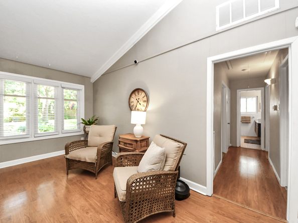 5642 Dumfries Drive, Houston TX 77096