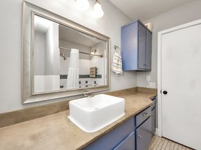 5642 Dumfries Drive, Houston TX 77096