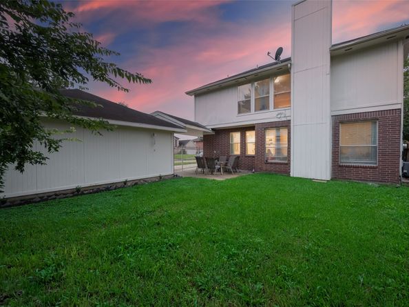 8719 Rose Garden Drive, Houston TX 77083
