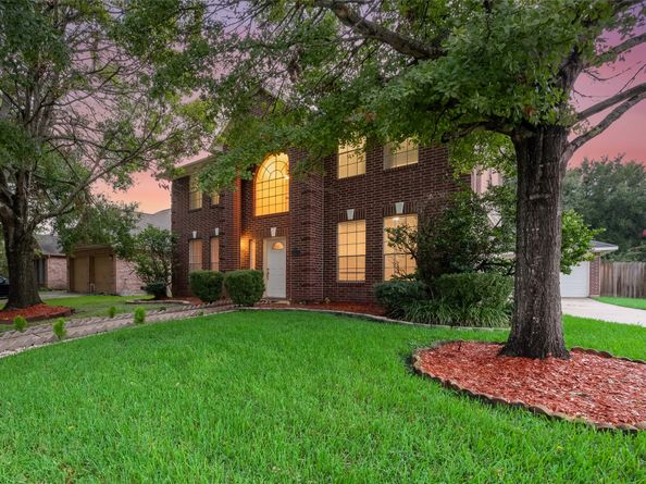 8719 Rose Garden Drive, Houston TX 77083