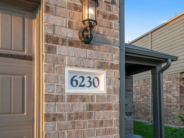 6230 El Cobre Drive, Houston TX 77048