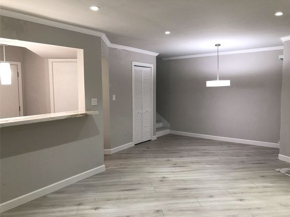 17202 Imperial Valley Drive 16, Houston TX 77060