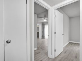 17202 Imperial Valley Drive 16, Houston TX 77060