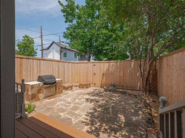 804 Enid Street A, Houston TX 77009