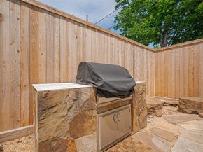 804 Enid Street A, Houston TX 77009