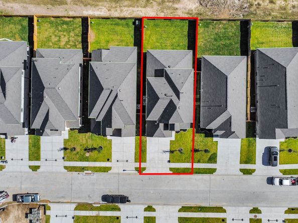 12030 Maple Oak Drive, Houston TX 77066