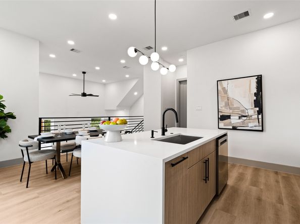 2948 Pitzlin Street, Houston TX 77023