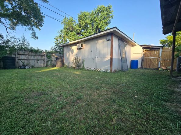 1647 Watkin Way, Houston TX 77015