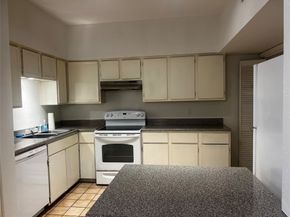 2100 Tanglewilde Street 402, Houston TX 77063