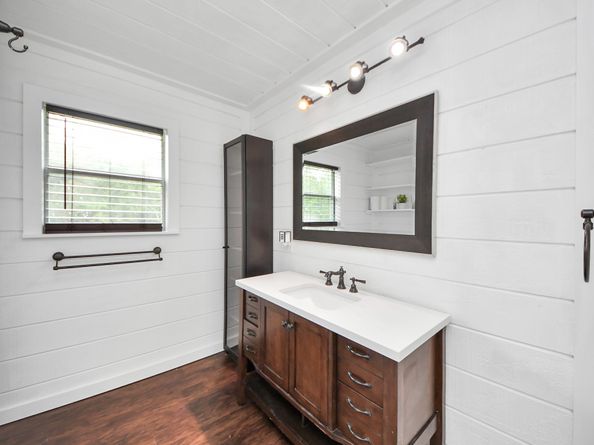7439 Santa Fe Drive, Houston TX 77061