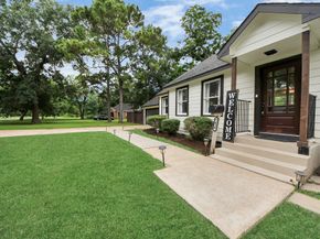 7439 Santa Fe Drive, Houston TX 77061