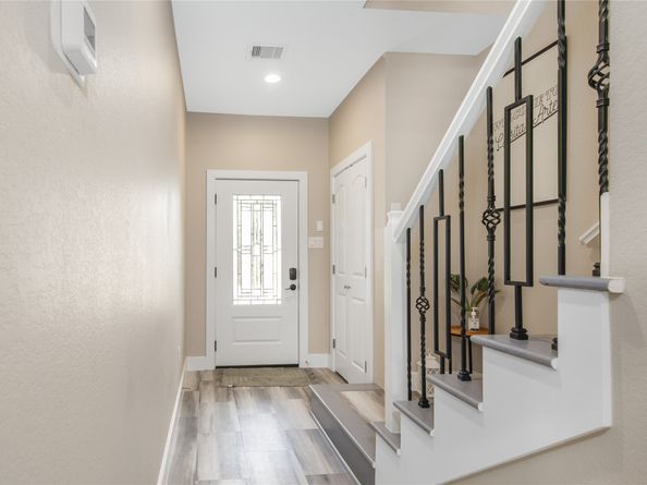 5417 Texas Street A, Houston TX 77011