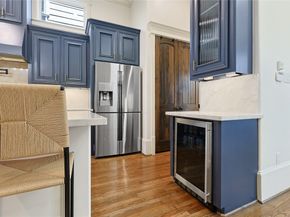 1529 Beall Street B, Houston TX 77008