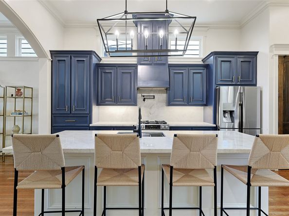 1529 Beall Street B, Houston TX 77008