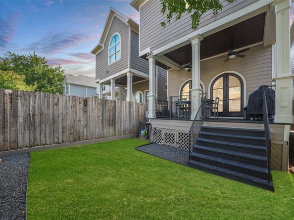 1529 Beall Street B, Houston TX 77008