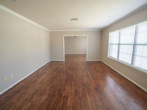 5507 W Bellfort Avenue, Houston TX 77035