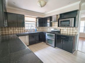 5507 W Bellfort Avenue, Houston TX 77035