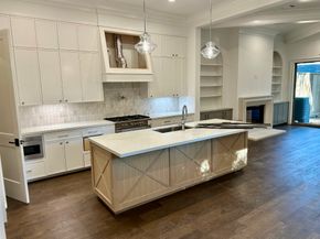 2434 QUENBY Street, Houston TX 77005