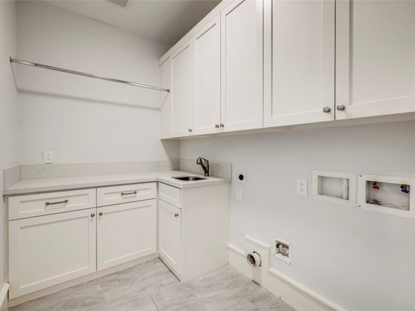 2434 QUENBY Street, Houston TX 77005