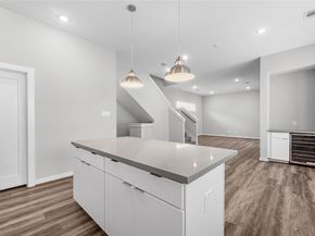 5823 Fairdale Lane C, Houston TX 77057