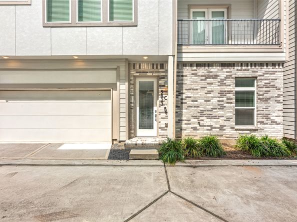 5823 Fairdale Lane C, Houston TX 77057