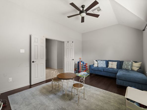 2506 Royal Highlands Lane, Conroe TX 77304